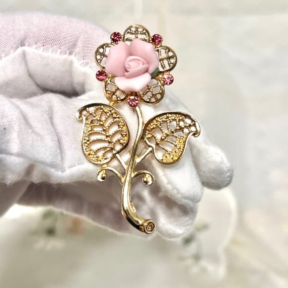 1928 Brand Gold Bridal Wedding Brooch, Vintage Floral Brooches, Bridal Jewelry - Picture 3 of 10